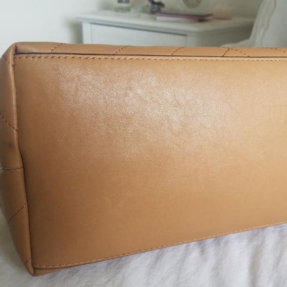 Tory Burch “Alexa” Chain Tote - Picture 6 of 7